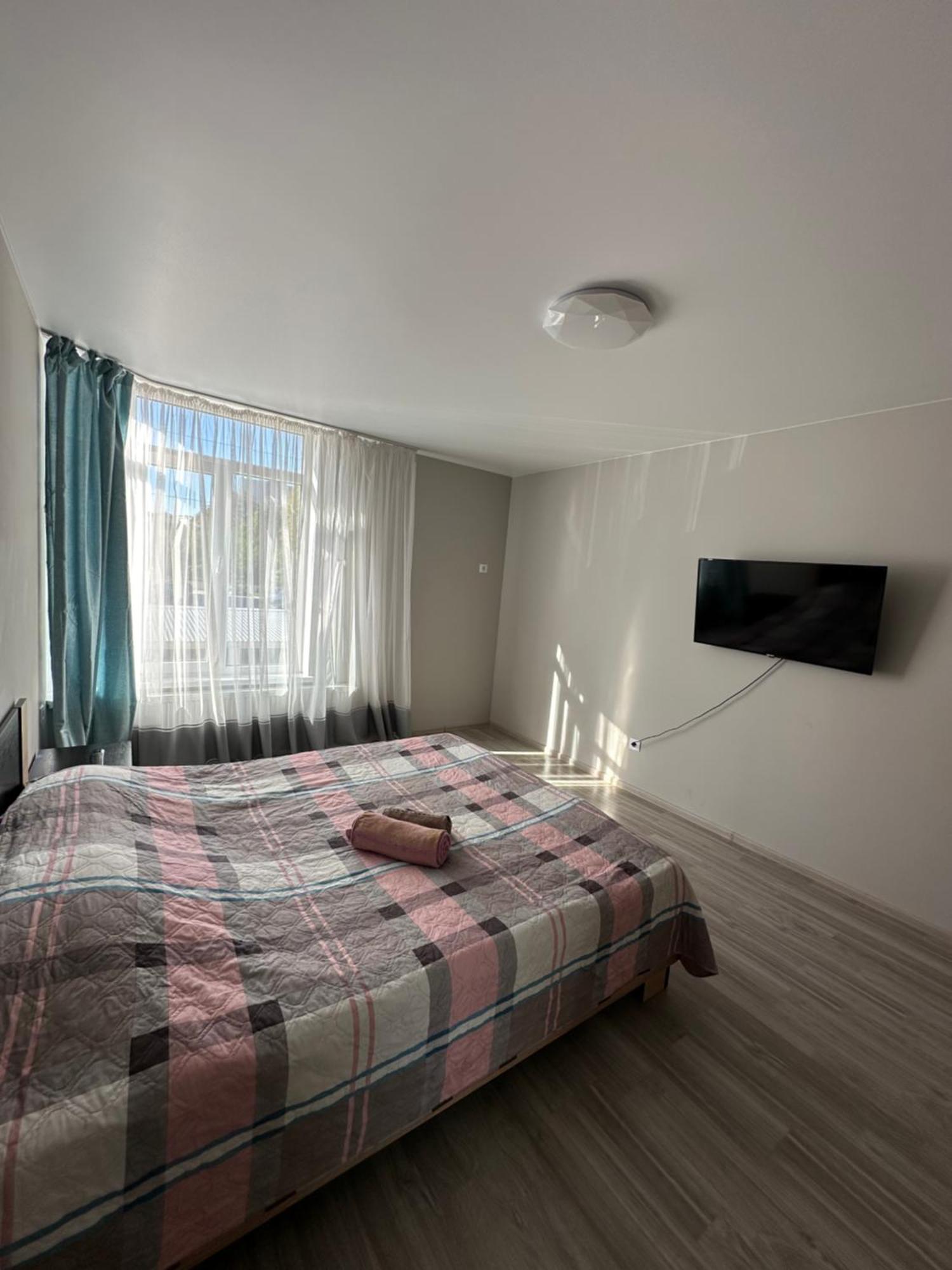 Апартаменти На Злуках Ternopil Exteriér fotografie